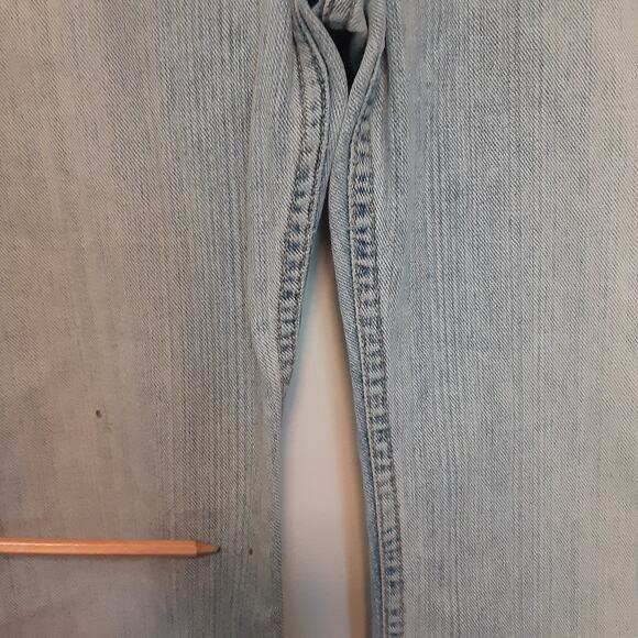 BKE Buckle Denim Jeans Harbor Capri Regular Size 30 Distressed Blue - Picture 4 of 14